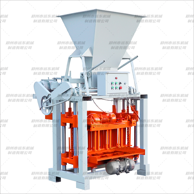 4-35A型 帶料斗制磚機(圖2) 4-35A型 帶料斗制磚機(圖2)