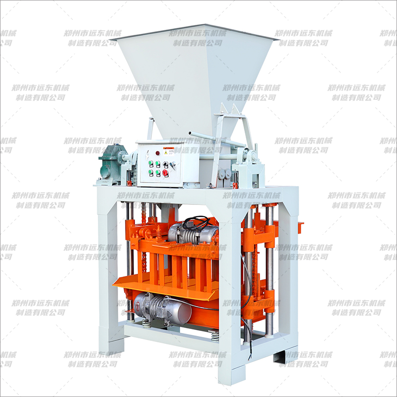 4-35B型 帶料斗制磚機(圖2)